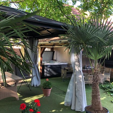 Ferienwohnung A-Bb-Lak Hajdúszoboszló Exterior foto